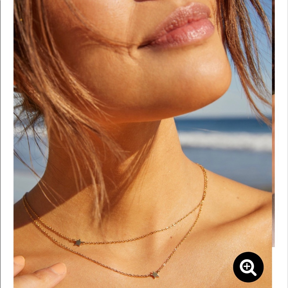 Jennifer Zeuner Star Necklace